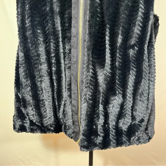 Women's Black Faux Fur Zip-Front Coat with Fur Collar Marc New York 2x NWT - Picture 3 of 15